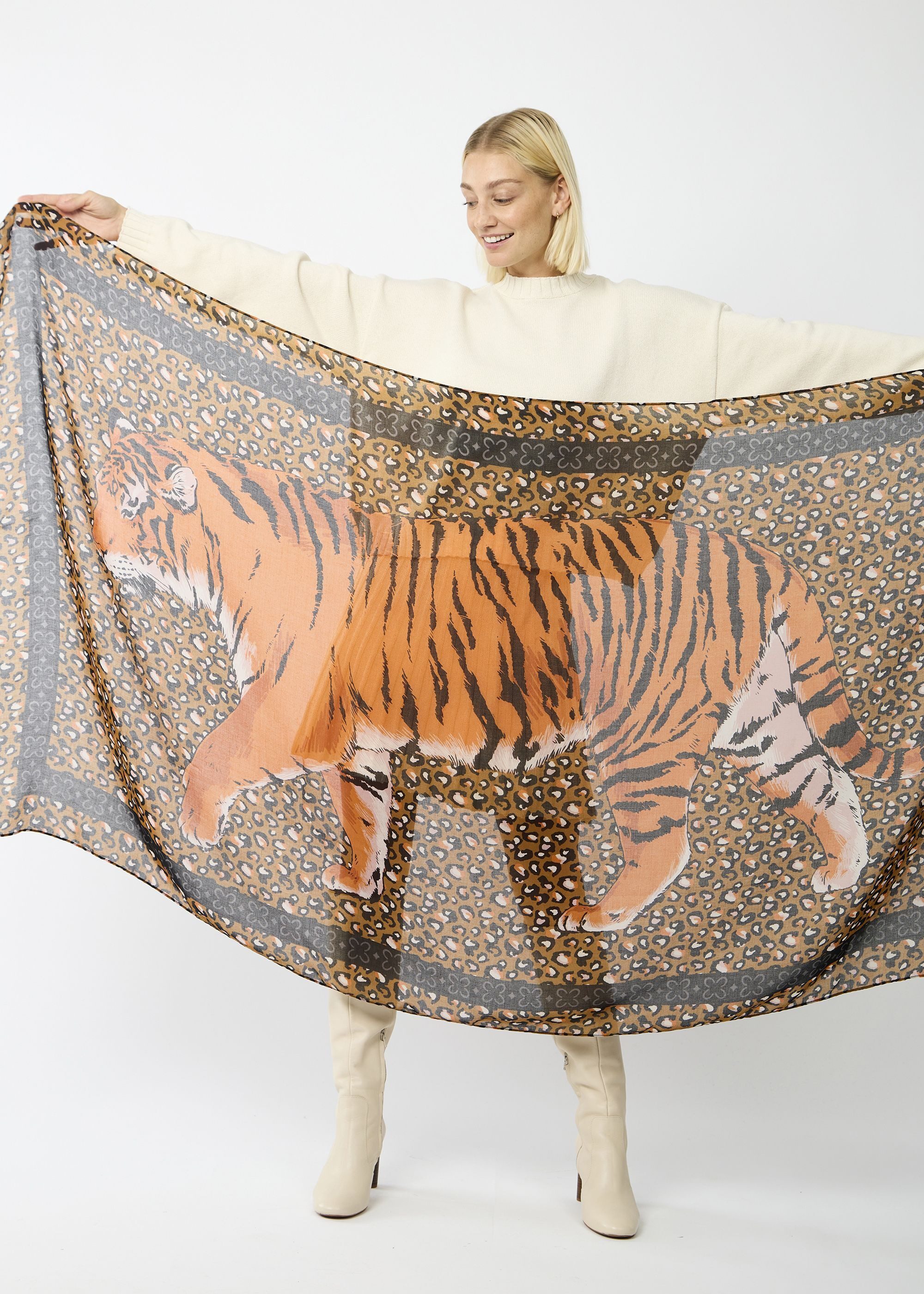 Codello Modeschal, (1-St), mit Leoparden-Muster und günstig online kaufen