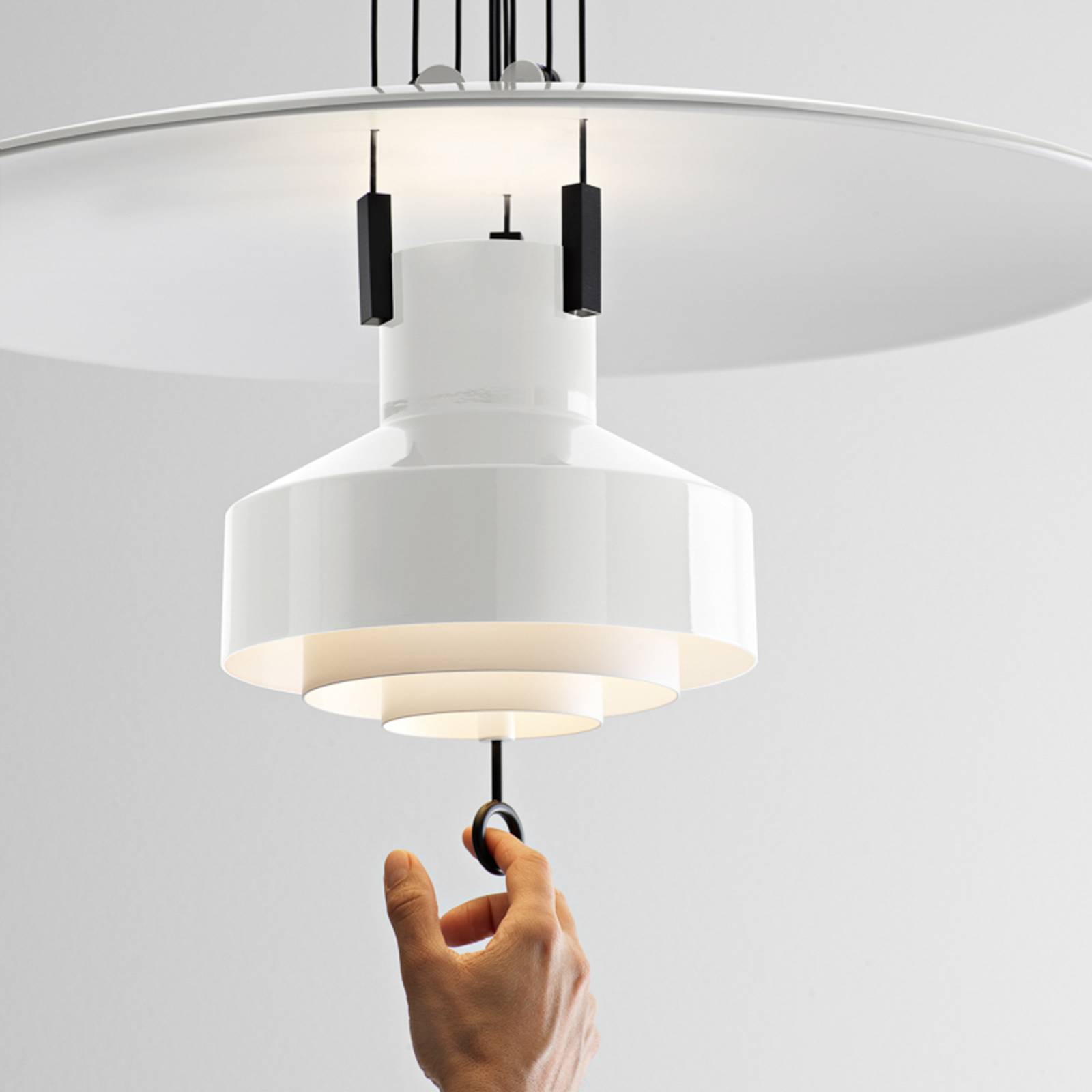 Stilnovo Saliscendi LED-Hängeleuchte, weiß günstig online kaufen