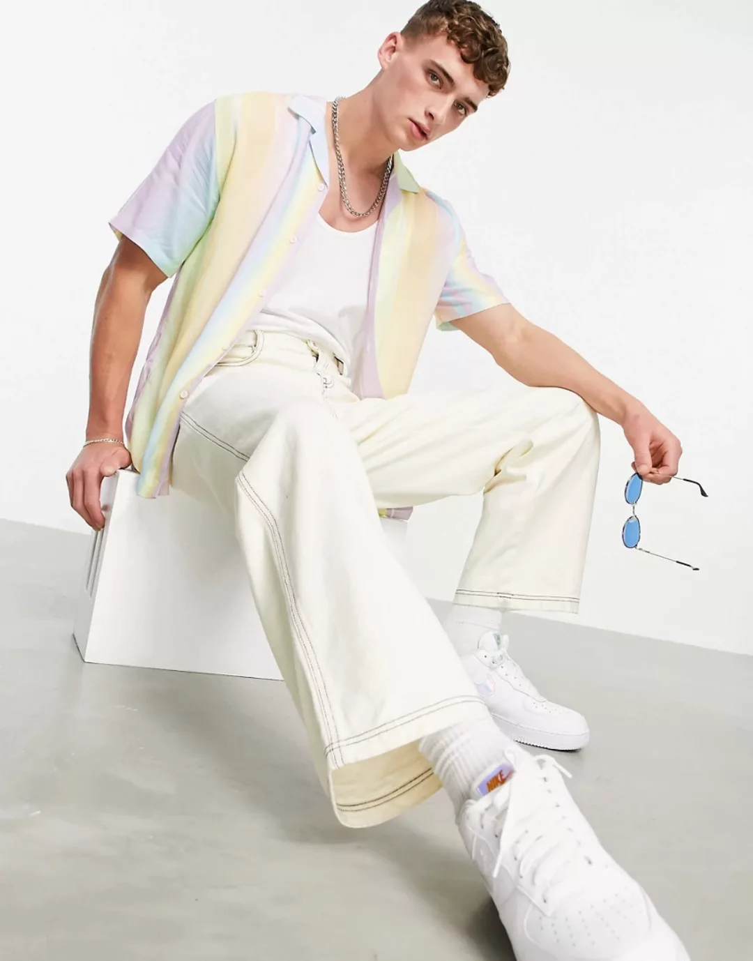 Pull&Bear – Hemd in Blau und Weiß mit pastellfarbenen Streifen-Mehrfarbig günstig online kaufen