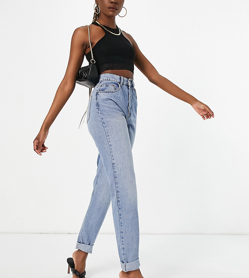 ASOS DESIGN Tall – Lässige Mom-Jeans mit hohem Bund in Stone-Waschung-Blau günstig online kaufen