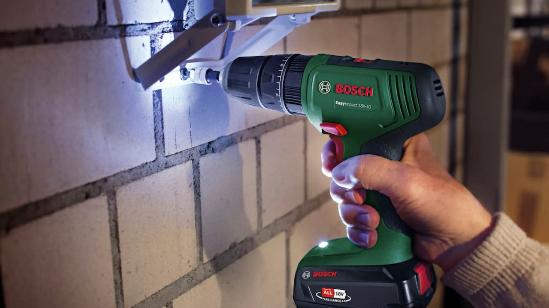 Bosch Home & Garden Akku-Bohrschrauber »EasyImpact 18V-70 + Stichsäge EasyS günstig online kaufen