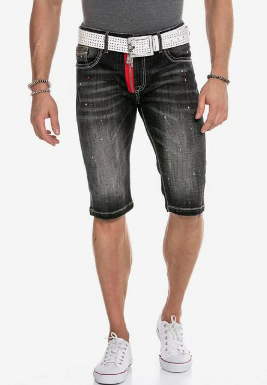 Cipo & Baxx Shorts mit trendigen Farbklecksen günstig online kaufen