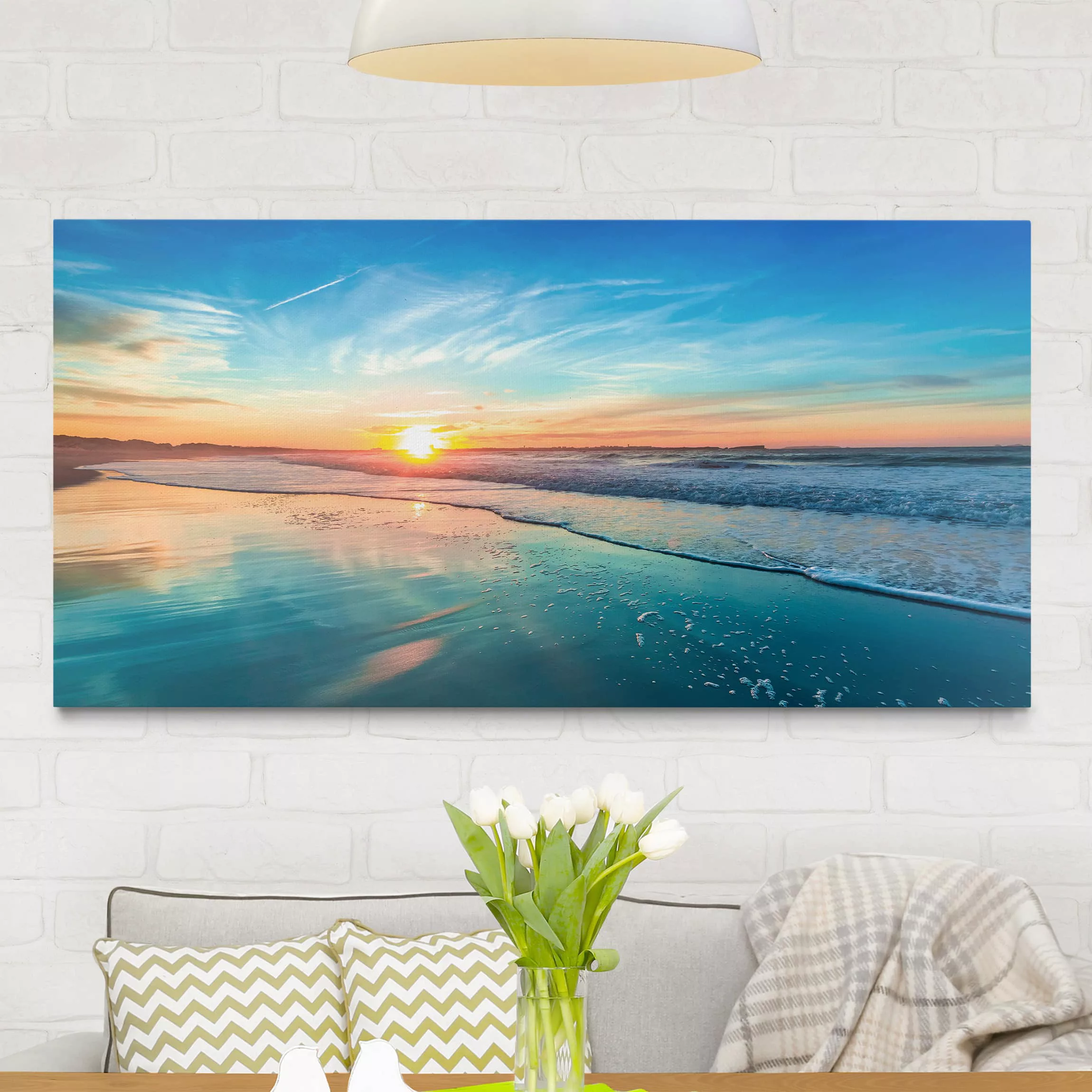 Leinwandbild Strand - Querformat Romantischer Sonnenuntergang am Meer günstig online kaufen