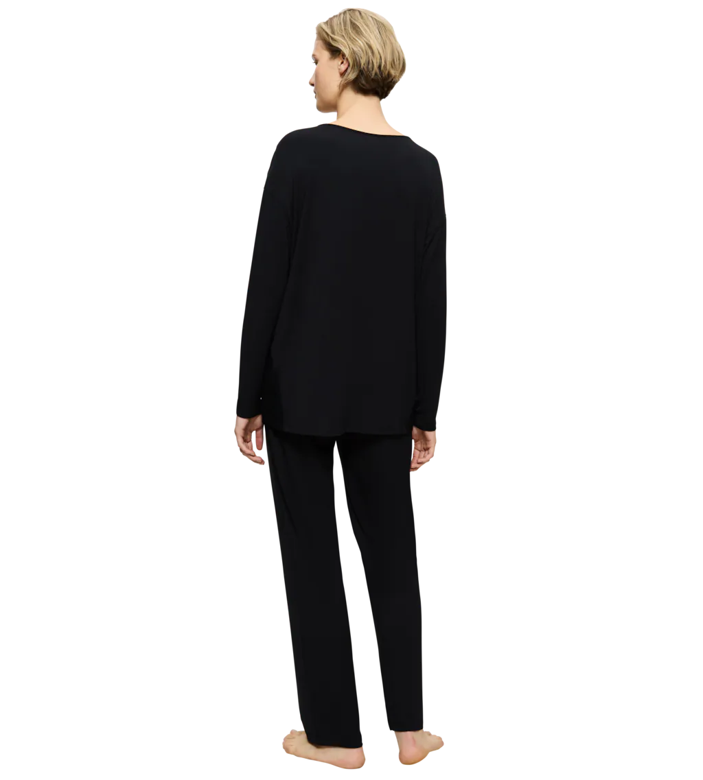 Triumph Pyjama "Timeless Sensuality PK LSL", (2 tlg.), atumgsaktiv und weic günstig online kaufen