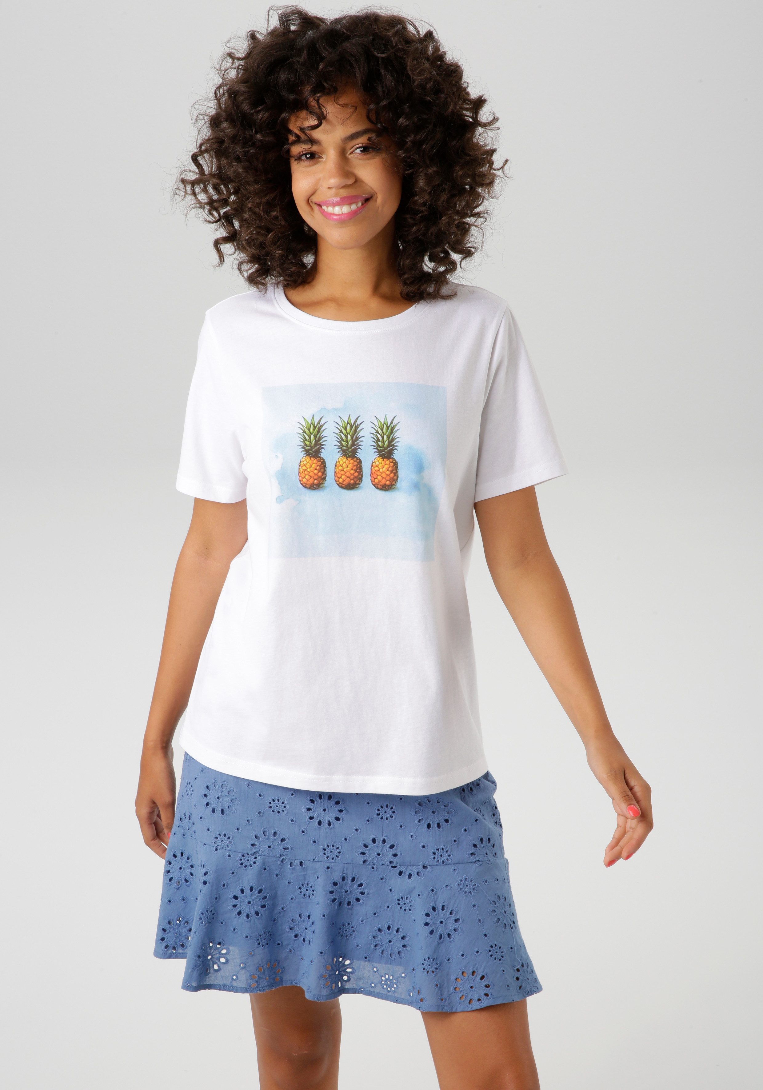 Aniston CASUAL T-Shirt, mit tropischem Ananas-Frontdruck günstig online kaufen