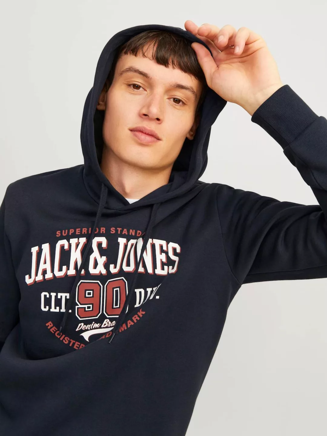 Jack & Jones Kapuzensweatshirt JJELOGO SWEAT HOOD 2 COL 24/25 NOOS mit Logo günstig online kaufen