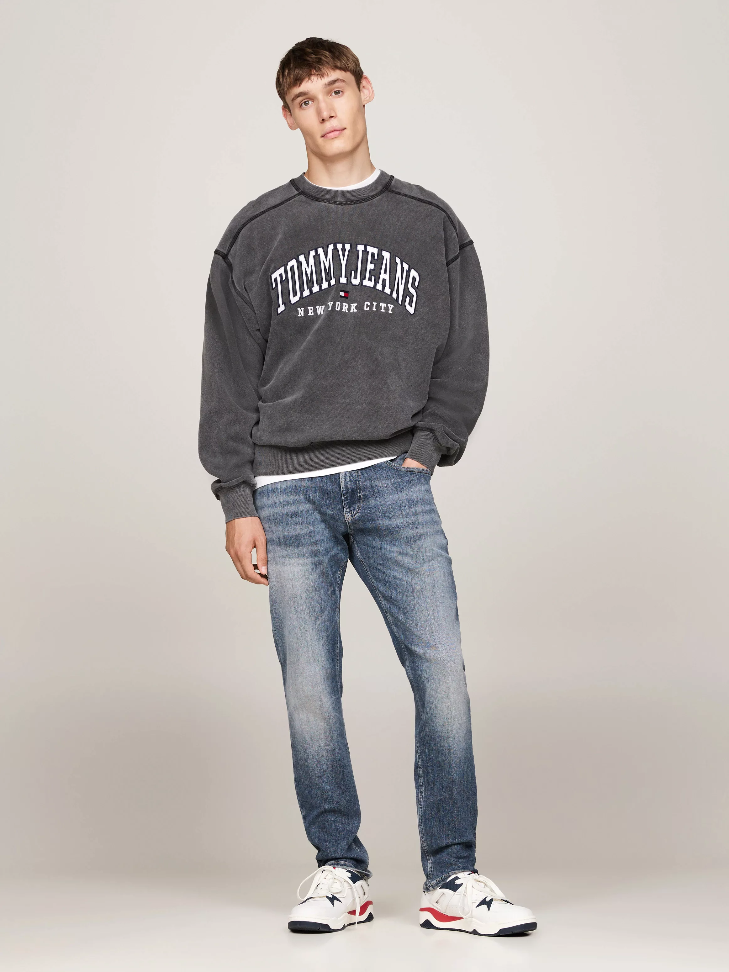 Tommy Jeans Slim-fit-Jeans SCANTON SLIM mit Logoprägung günstig online kaufen