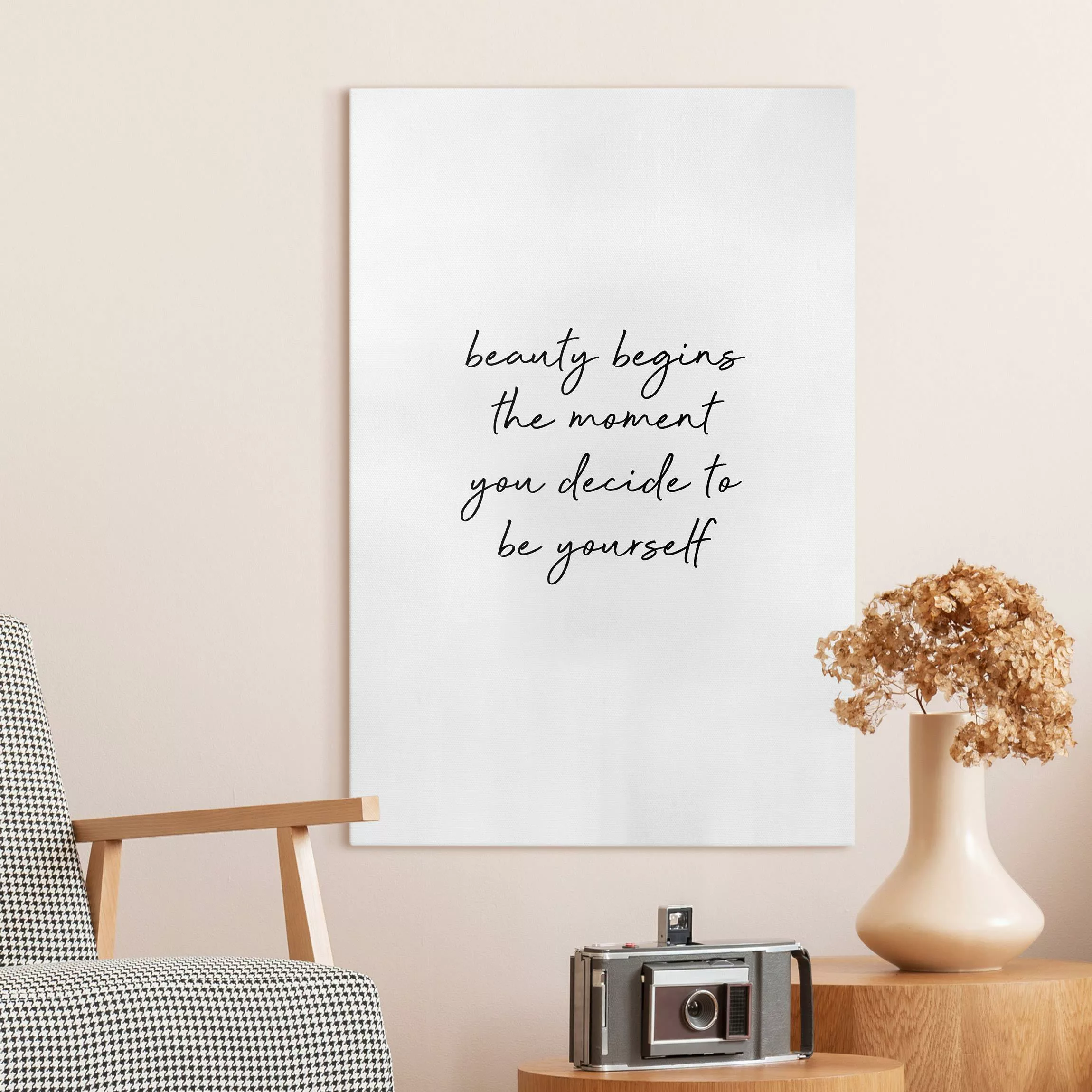 Leinwandbild Typografie Beauty Begins Zitat günstig online kaufen