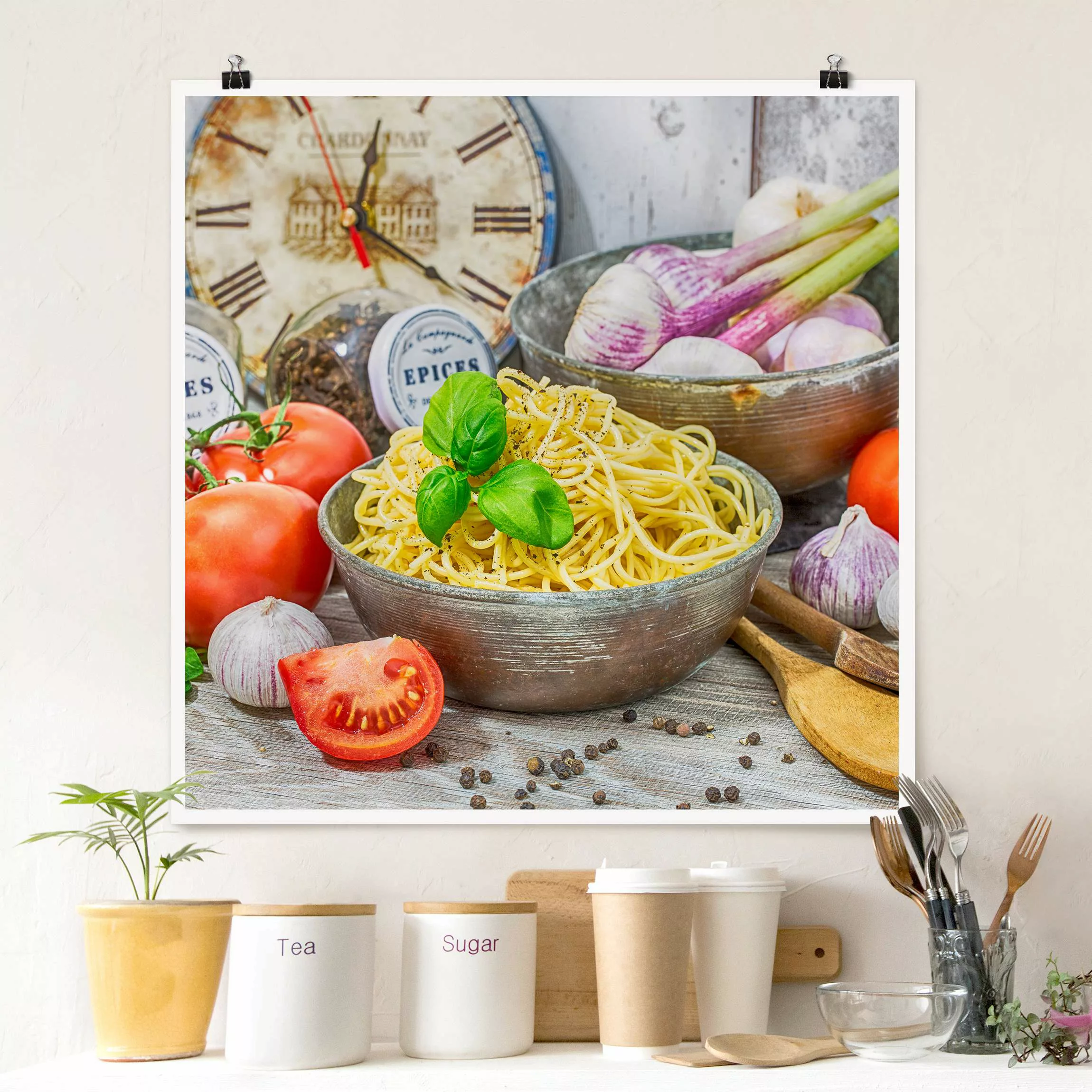 Poster Spagetthischale mit Basilikum günstig online kaufen