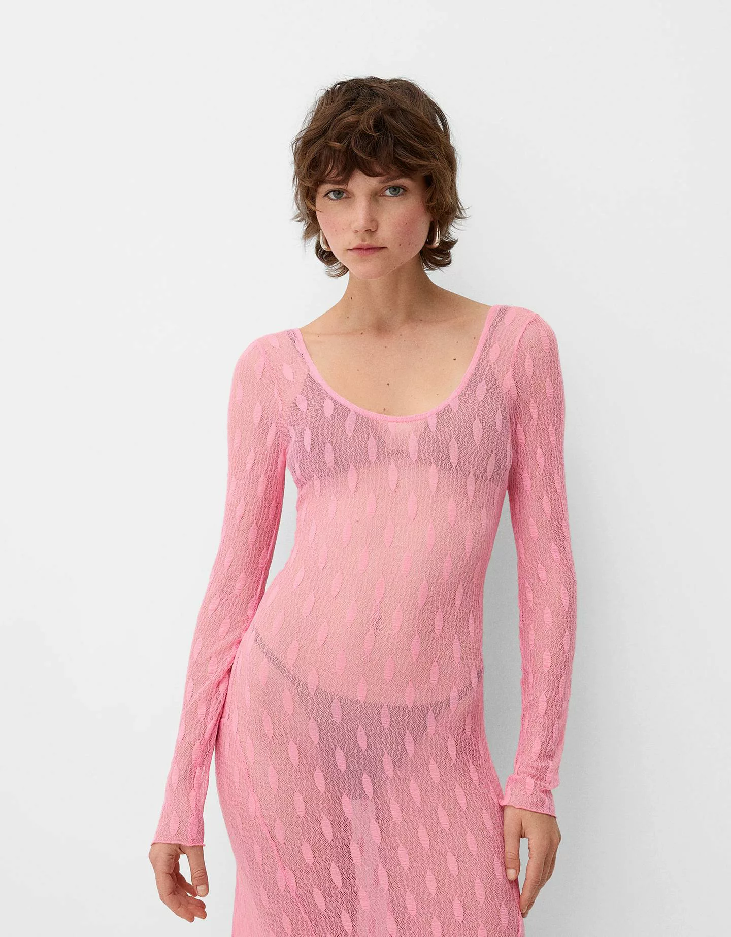 Bershka Langes Spitzenkleid Mit Freiem Rücken Damen M Rosa günstig online kaufen