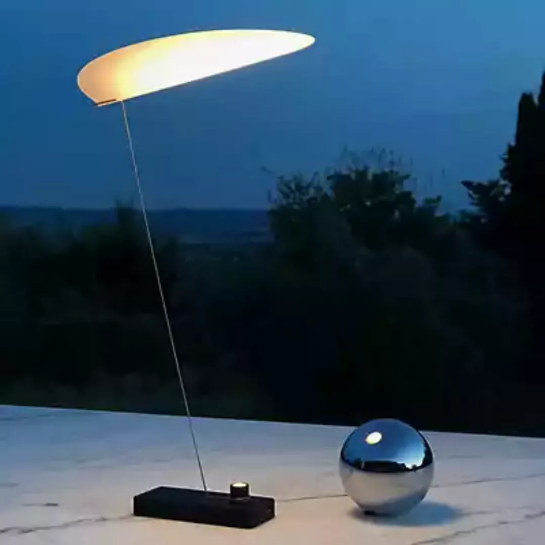 Ingo Maurer Koyoo - LED-Designer-Tischleuchte günstig online kaufen