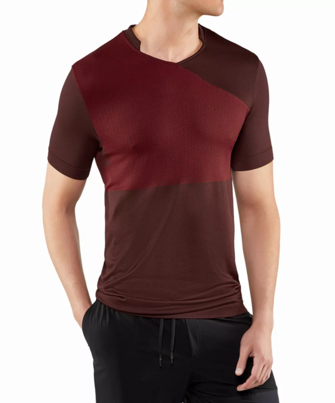 FALKE Herren T-Shirt V-Ausschnitt, XL-XXL, Rot, Uni, 61012-831805 günstig online kaufen