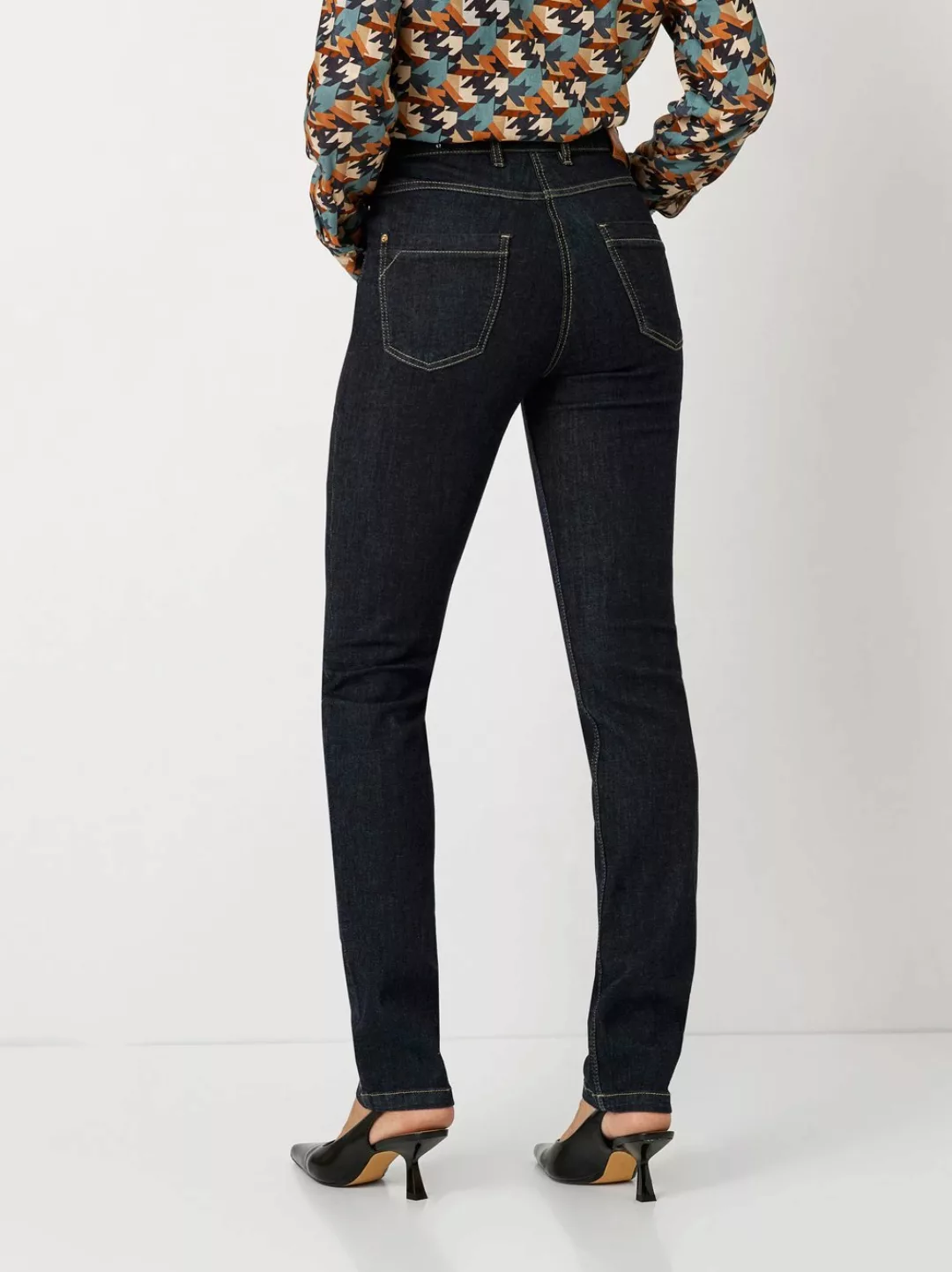 TONI Slim-fit-Jeans Slim be loved be l im Four-Pocket Style günstig online kaufen