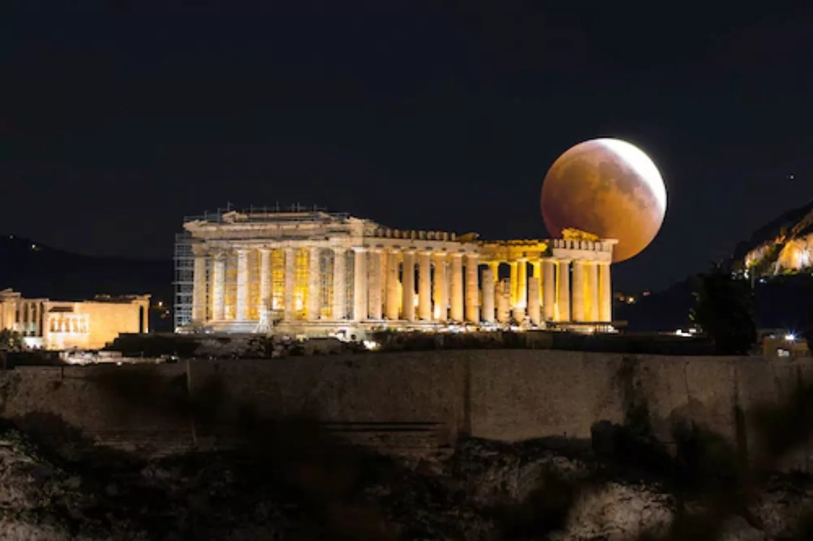 Papermoon Fototapete »Alte Ruine mit Mond« günstig online kaufen