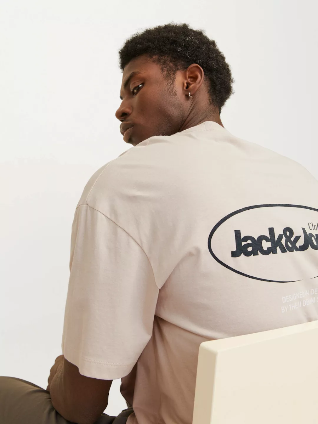 Jack & Jones Rundhalsshirt "JJEBRADLEY GRAPHIC TEE SS O-NECK NOOS", mit Fro günstig online kaufen