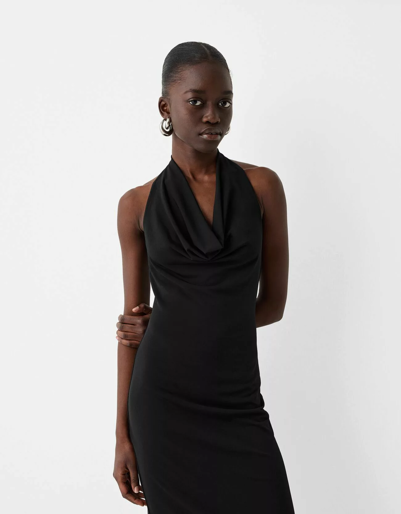 Bershka Midikleid Mit Neckholder-Ausschnitt Damen Xs Schwarz günstig online kaufen