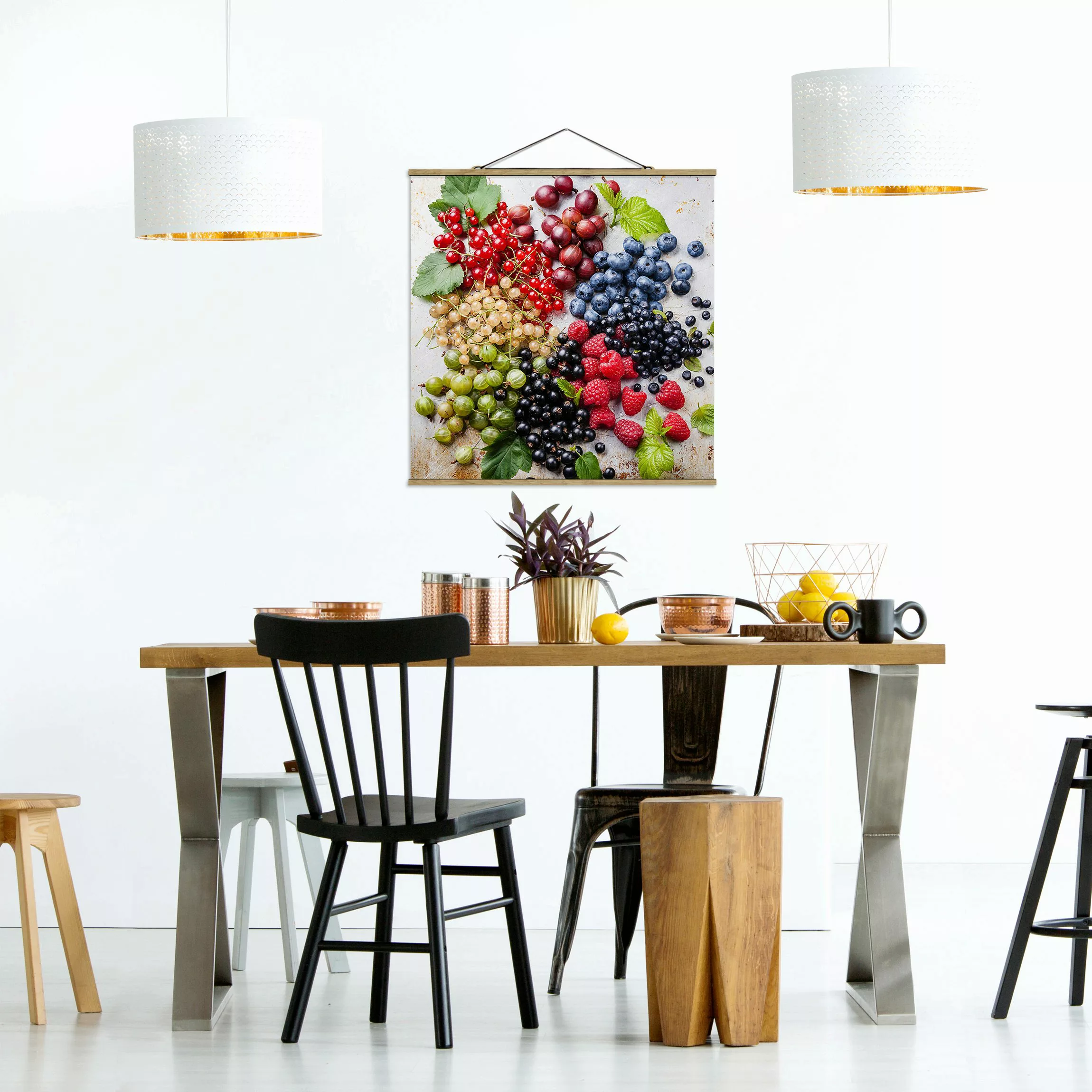 Stoffbild Küche mit Posterleisten - Quadrat Mischung aus Beeren auf Metall günstig online kaufen