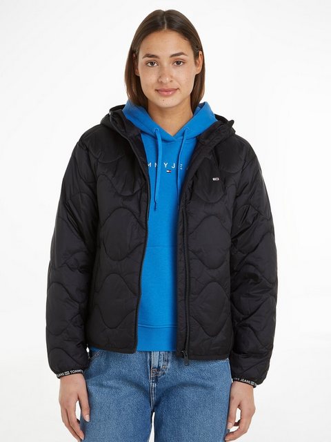 Tommy Jeans Curve Steppjacke TJW QUILTED TAPE HOOD PUFFER EXT mit Logostick günstig online kaufen