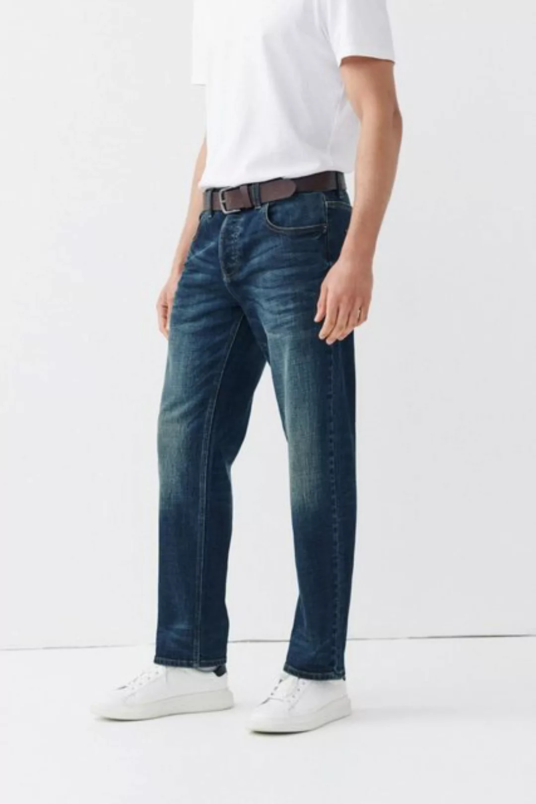 Next Straight-Jeans Authentische Straight Fit Jeans mit Gürtel (2-tlg) günstig online kaufen