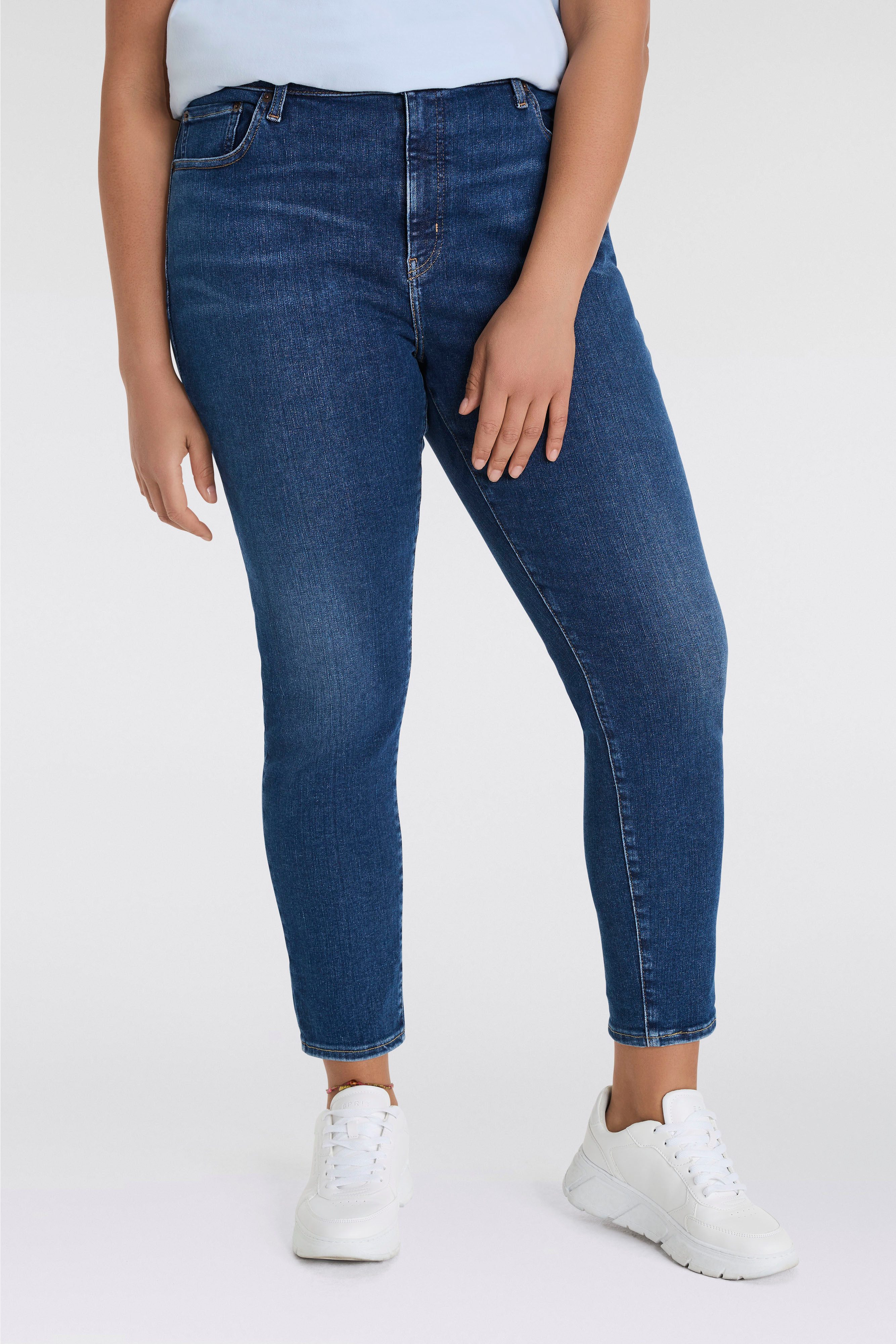 Levis Plus Skinny-fit-Jeans "721 PL HI RISE SKINNY", sehr figurbetonter Sch günstig online kaufen