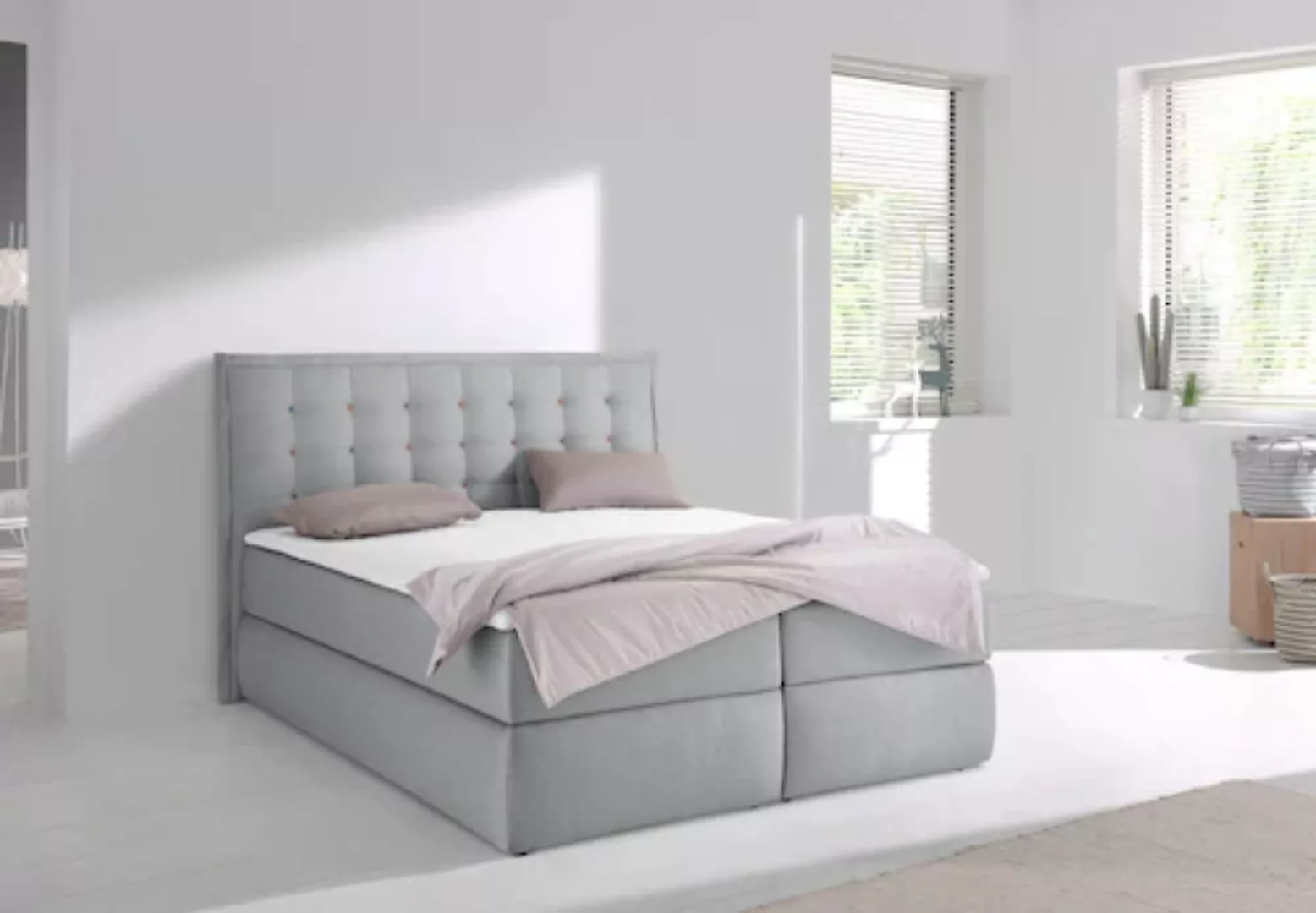 INOSIGN Boxspringbett Sagres, Kopfteil mit 2farbiger Flatterbiese und zweif günstig online kaufen