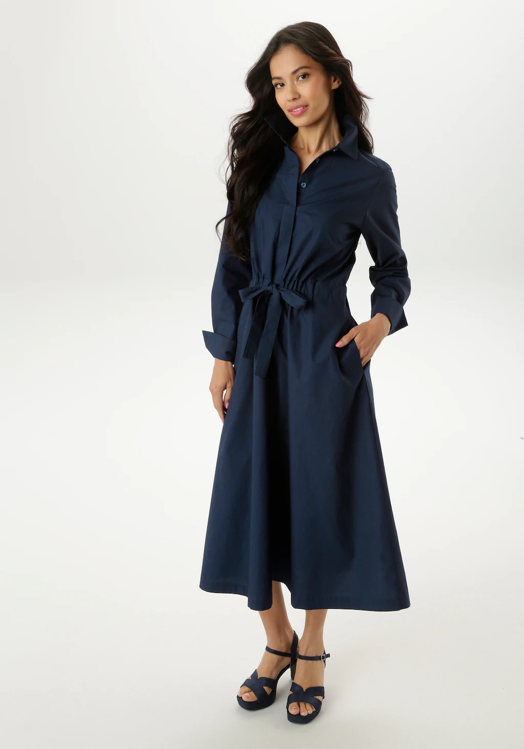Aniston SELECTED Blusenkleid, im angesagten, klassischen Look - NEUE KOLLEK günstig online kaufen