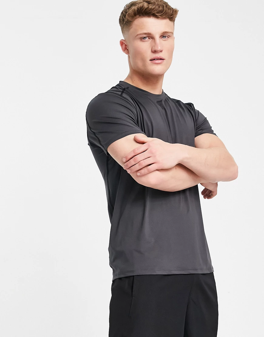 New Look – SPORT – Lauf-T-Shirt in Grau aus recyceltem Polyester günstig online kaufen