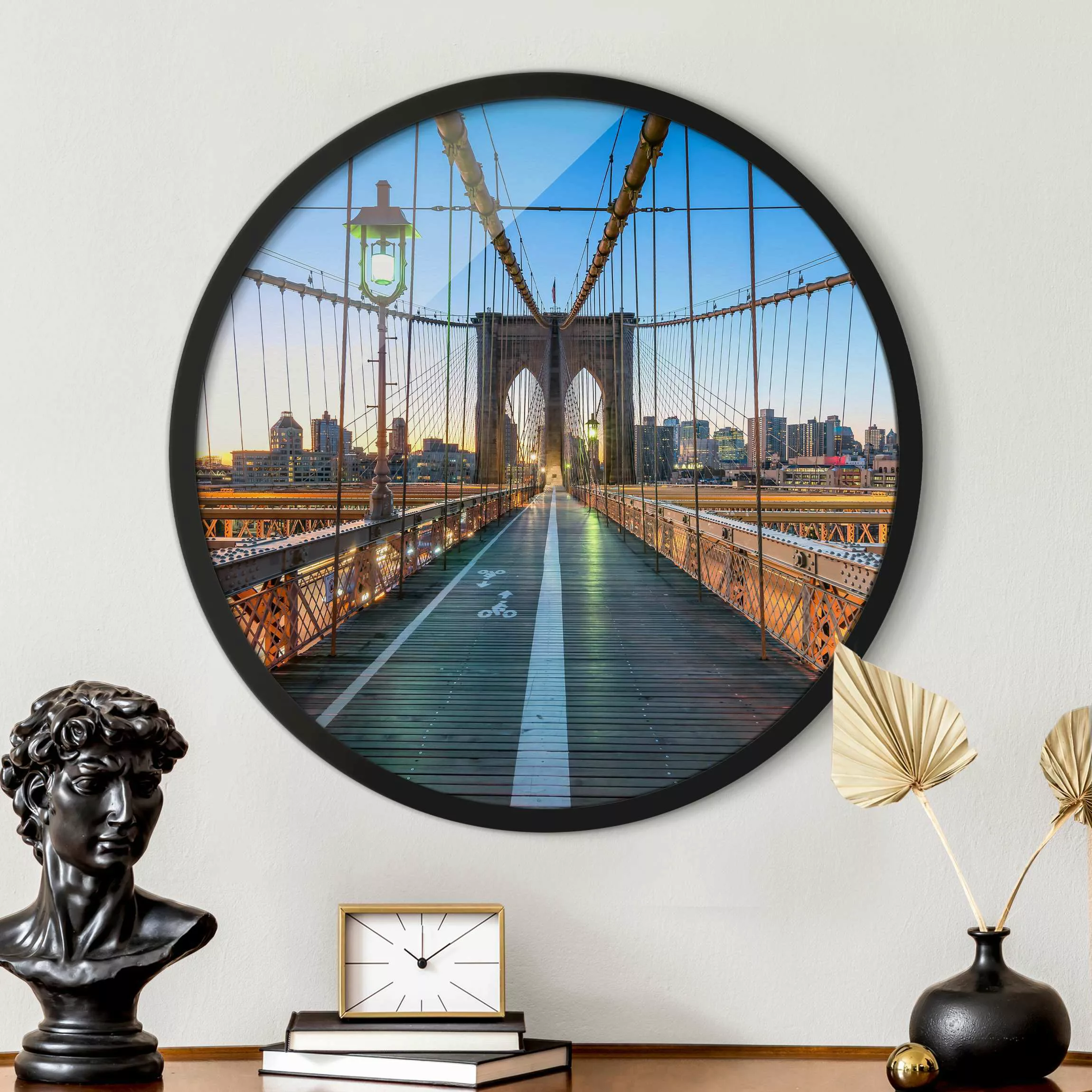 Rundes Gerahmtes Bild Morgenblick von der Brooklyn Bridge günstig online kaufen