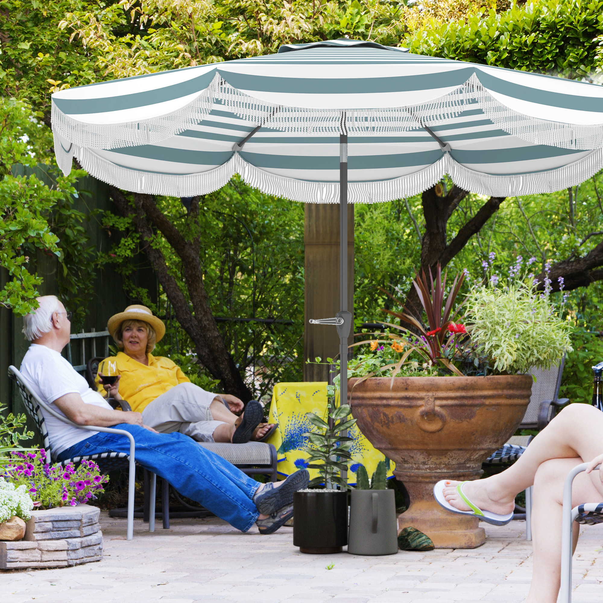 Outsunny Garten Sonnenschirm Outdoor neigbar rund Ø2,7 x 2,4 m gerader Sonn günstig online kaufen