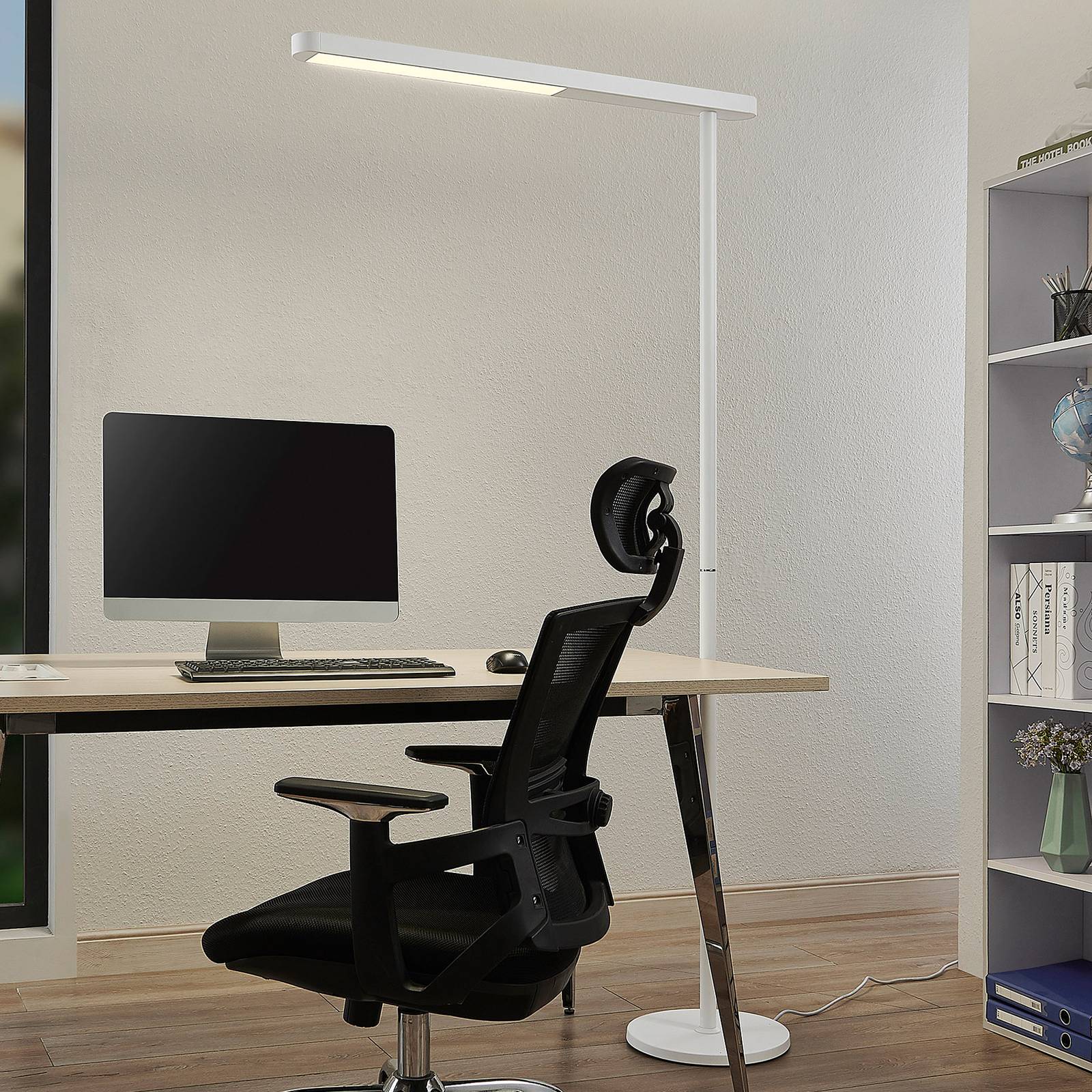 Prios Jalima LED-Office-Stehleuchte, weiß günstig online kaufen