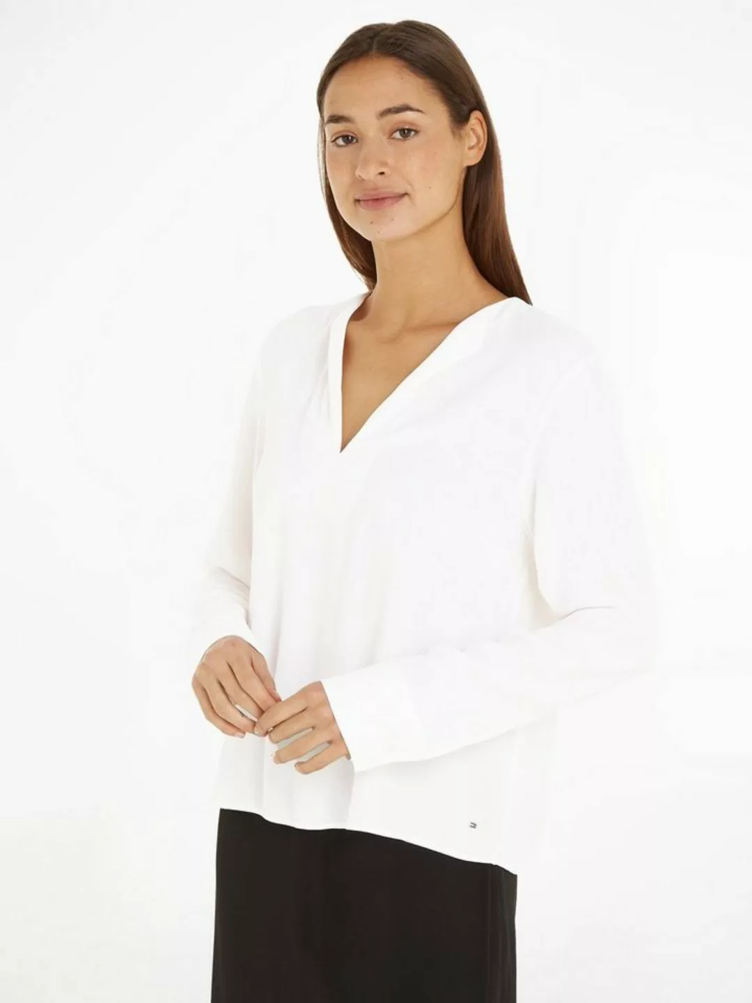 Tommy Hilfiger Klassische Bluse VISCOSE CREPE V-NECK BLOUSE LS mit dezentem günstig online kaufen