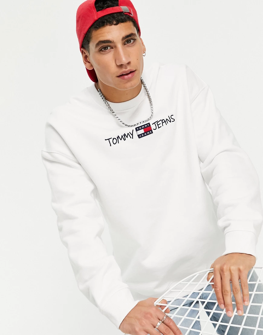Tommy Jeans – Gerade geschnittenes Sweatshirt in Weiß mit Rundhalsausschnit günstig online kaufen