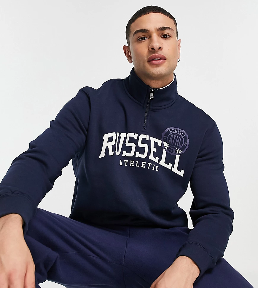 Russell Athletic – Sweatshirt in Marineblau mit College-Detail und kurzem R günstig online kaufen