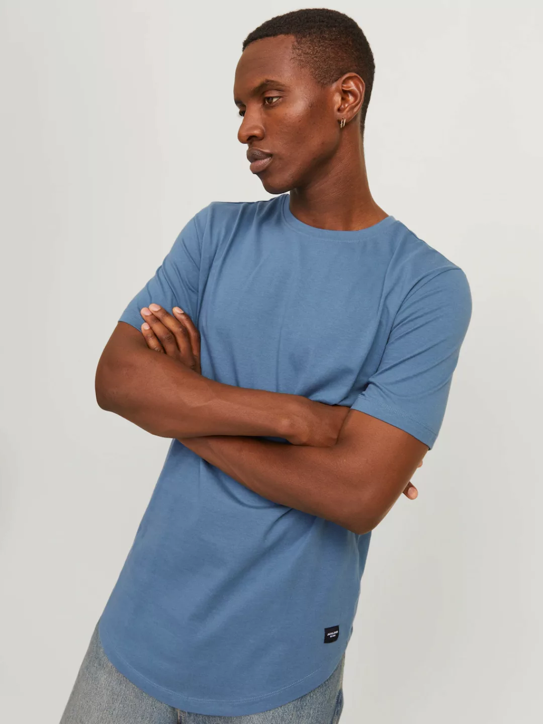 Jack & Jones Rundhalsshirt "JJENOA TEE SS CREW NECK NOOS", mit abgerundetem günstig online kaufen