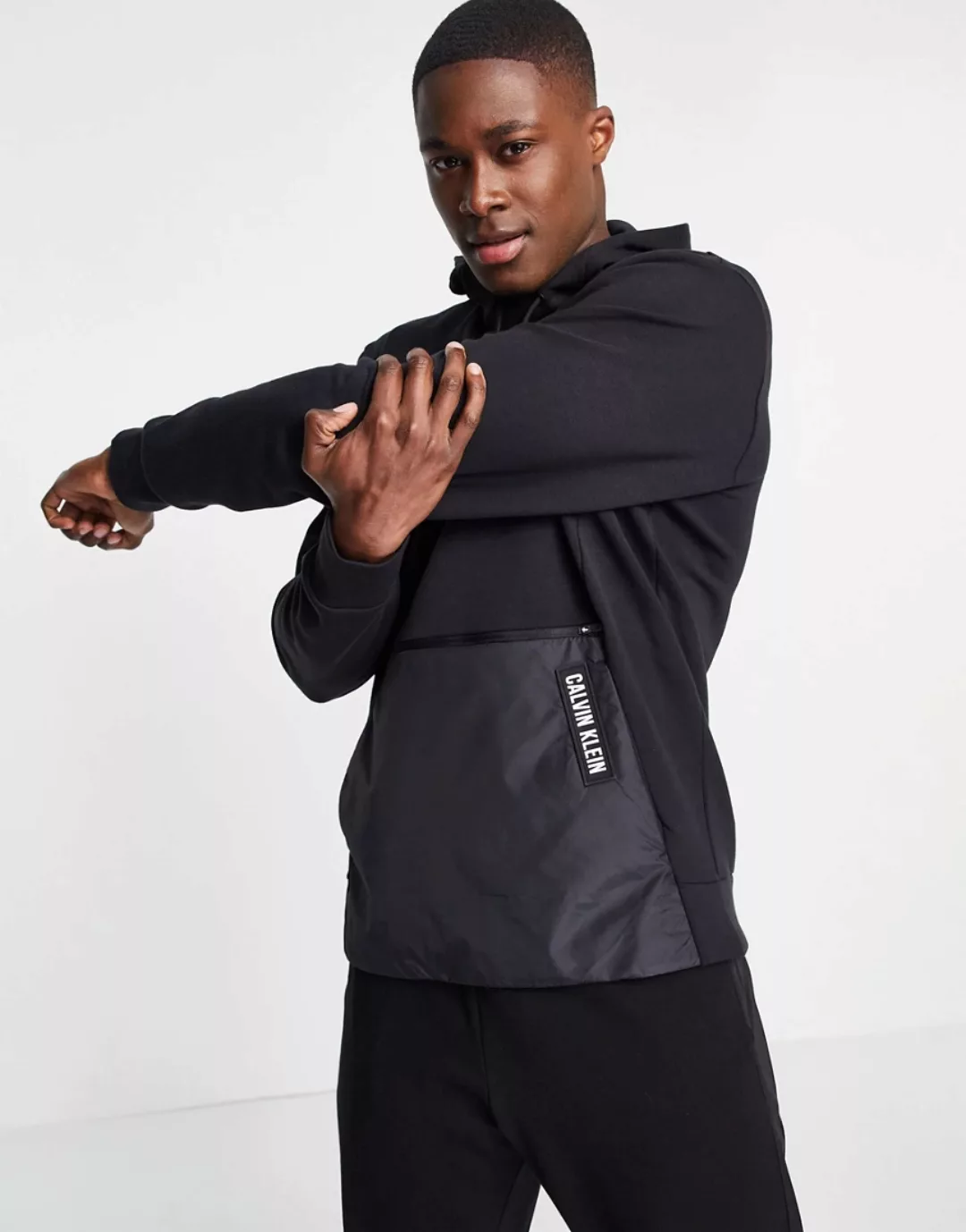 Calvin Klein – Sport – Kapuzenpullover-Schwarz günstig online kaufen