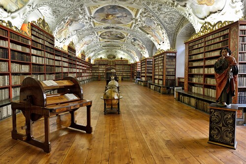 Papermoon Fototapete »ARCHITEKTUR-BIBLIOTHEK VON STRAHOV KLOSTER JAHR 1143« günstig online kaufen