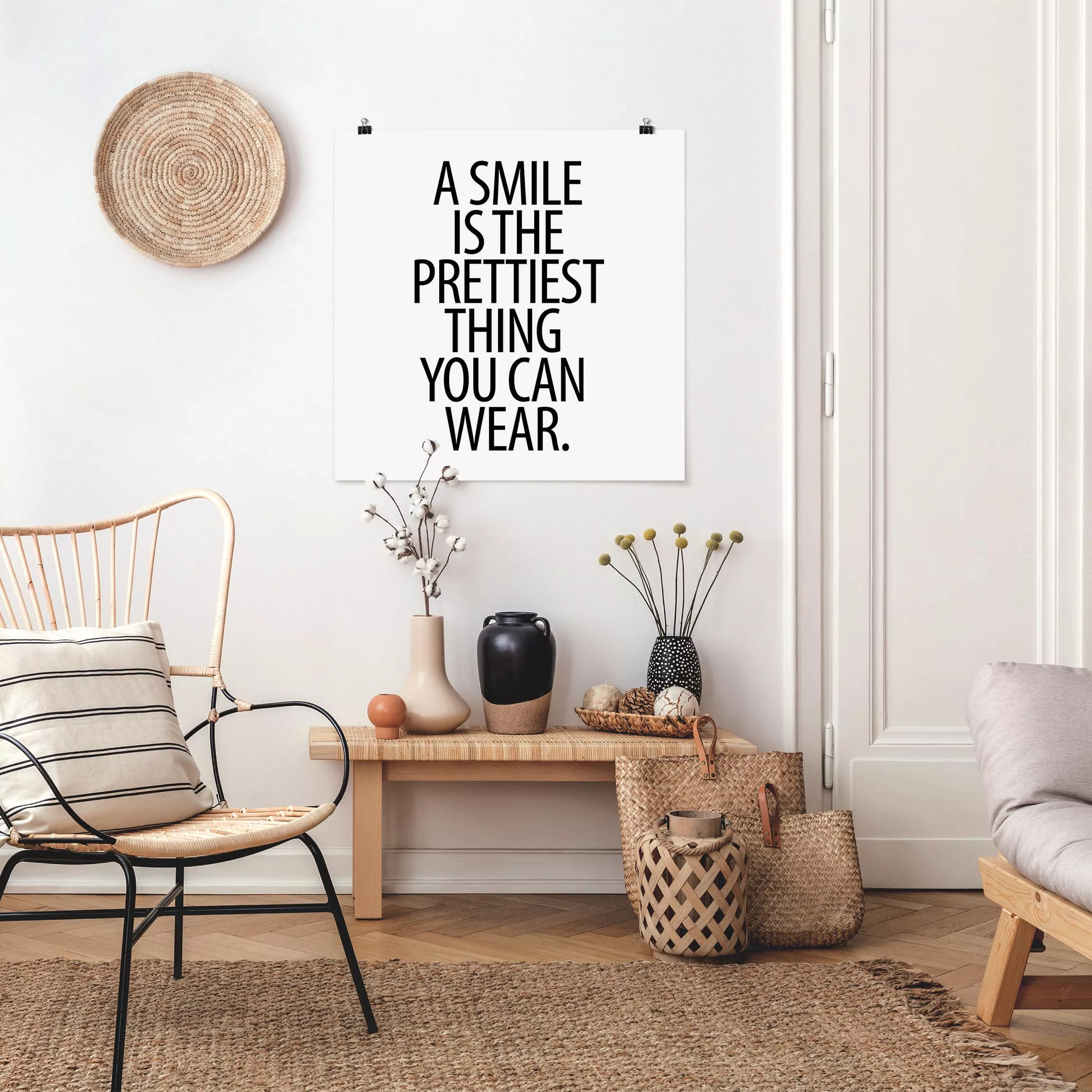 Poster Spruch - Quadrat A Smile is the prettiest thing Sans Serif günstig online kaufen