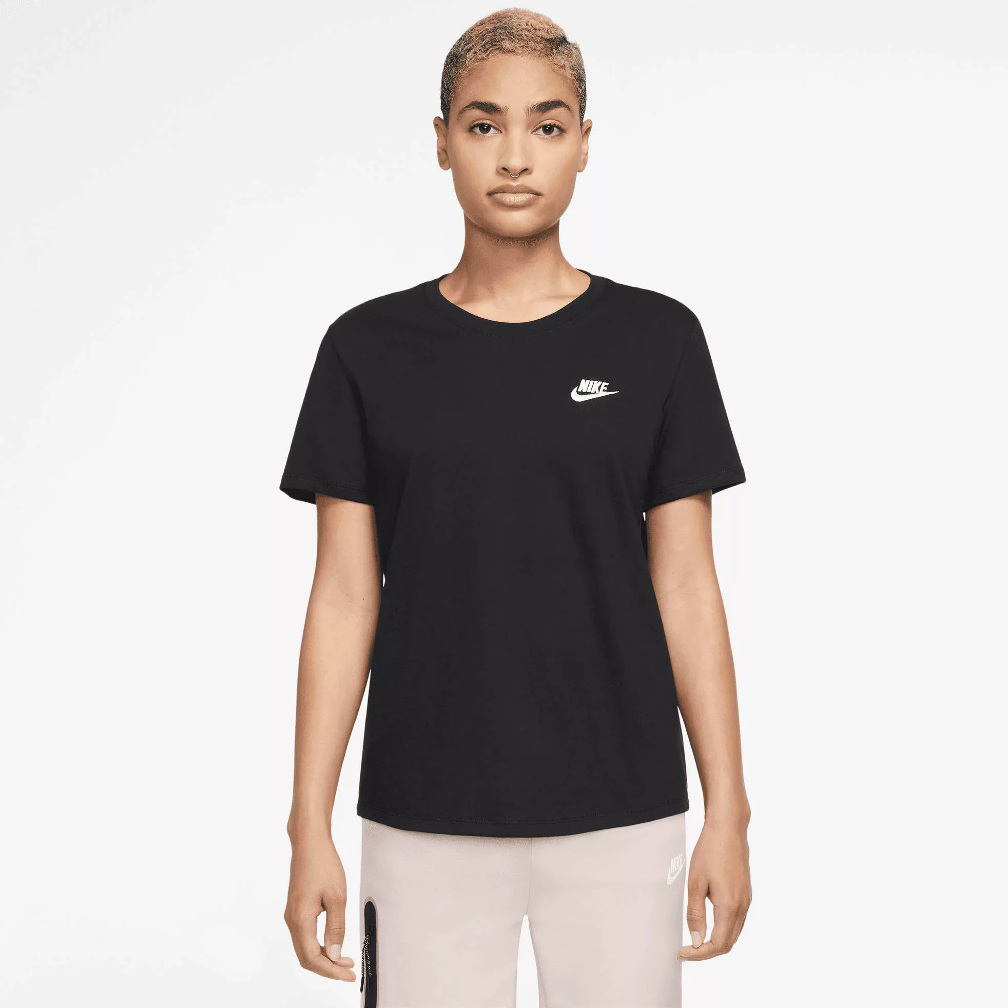 Nike Sportswear T-Shirt "CLUB ESSENTIALS WOMENS T-SHIRT" günstig online kaufen