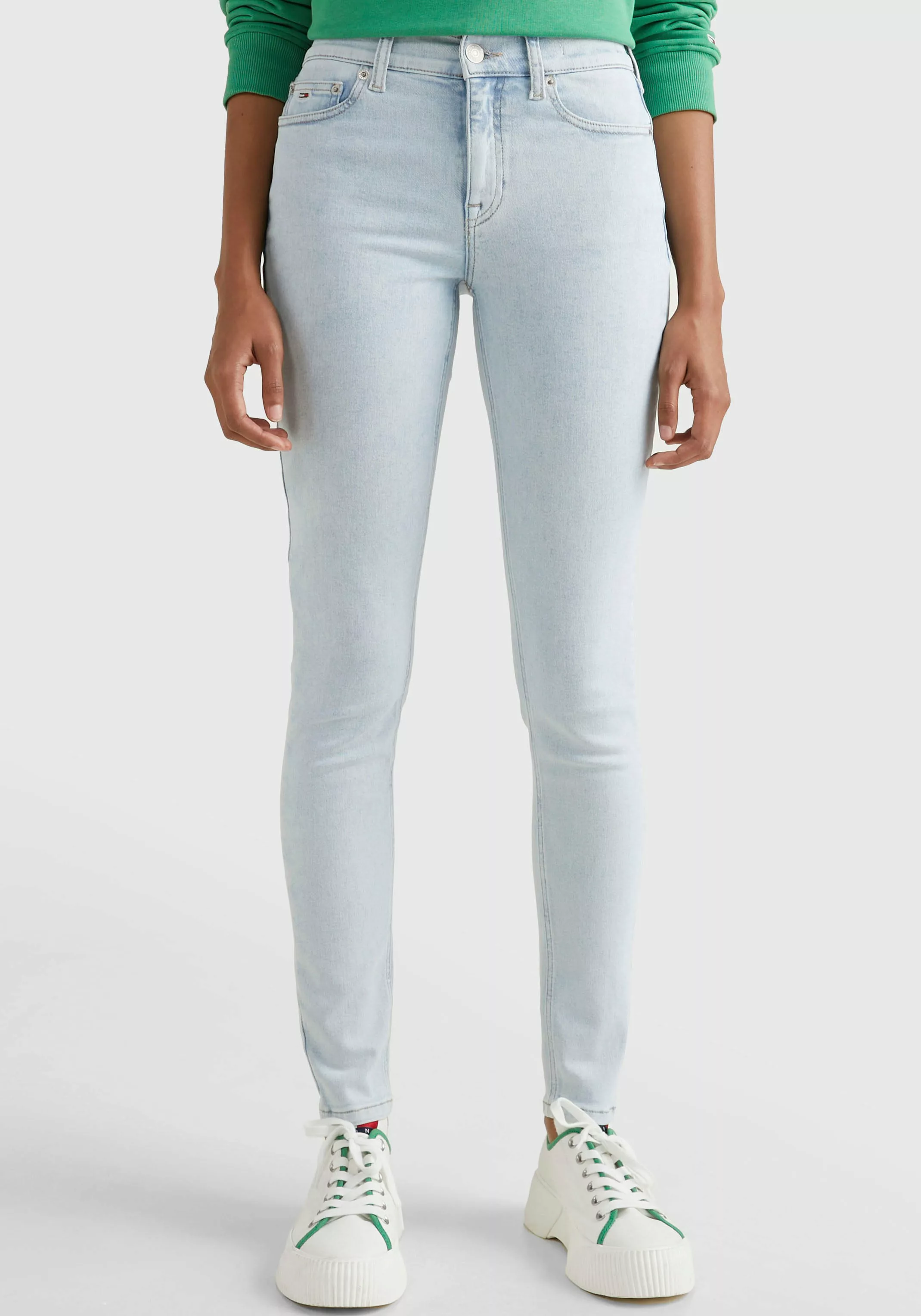 Tommy Jeans Skinny-fit-Jeans Nora mit Tommy Jeans Label-Badge & Passe hinte günstig online kaufen