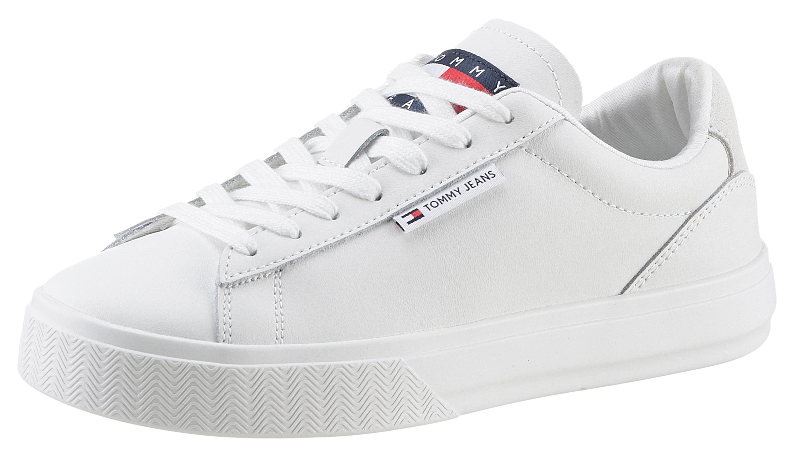 Tommy Jeans Plateausneaker "TJW CUPSOLE SNEAKER ESS", mit Logoaufnäher an d günstig online kaufen