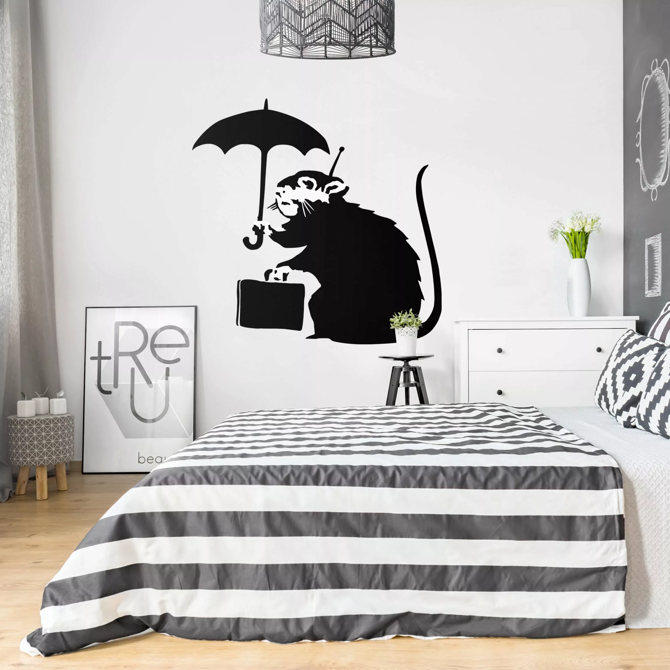 Wandtattoo Ratte mit Regenschirm - Brandalised ft. Graffiti by Banksy günstig online kaufen