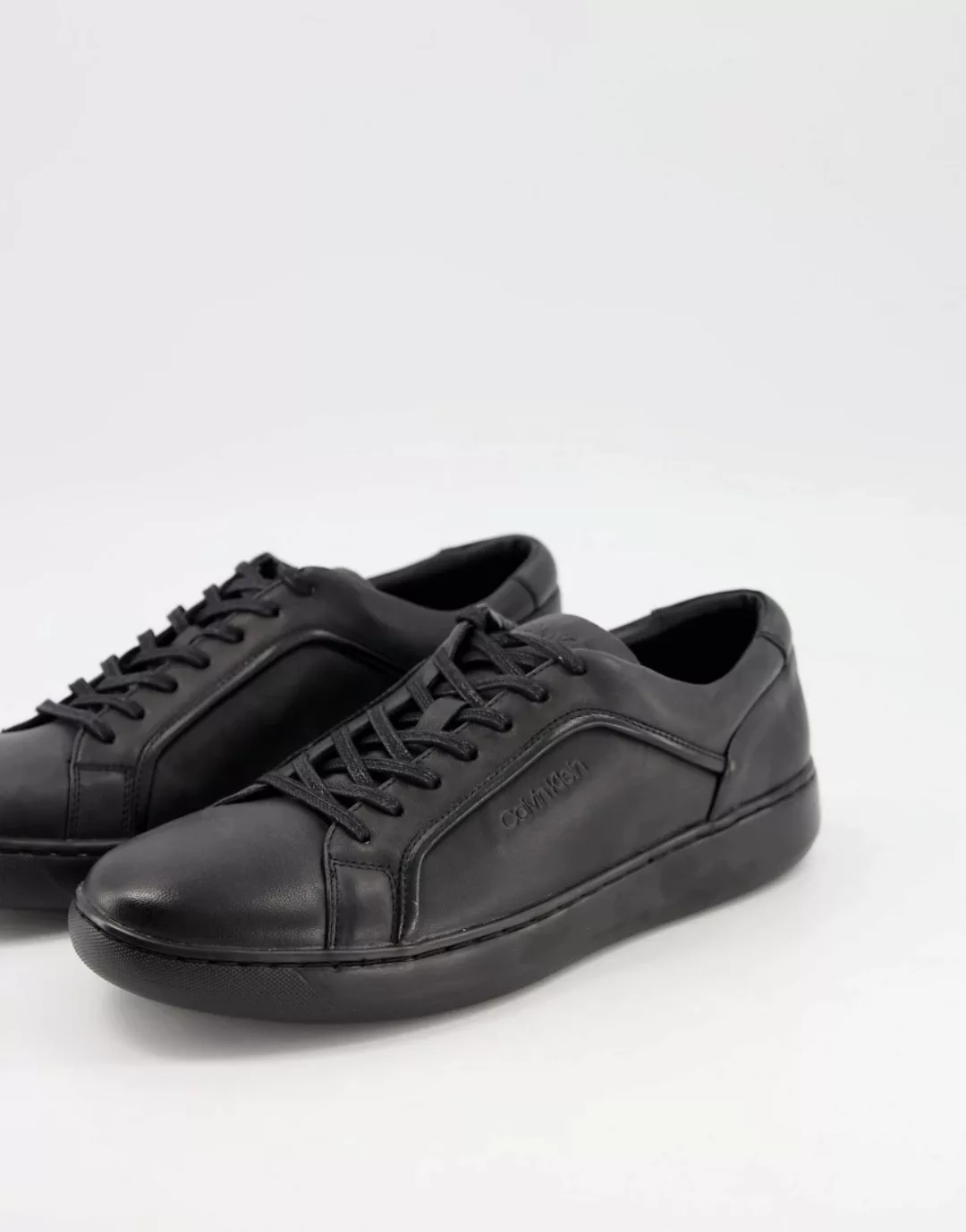 Calvin Klein – Forster – Sneaker zum Schnüren aus schwarzem Leder günstig online kaufen
