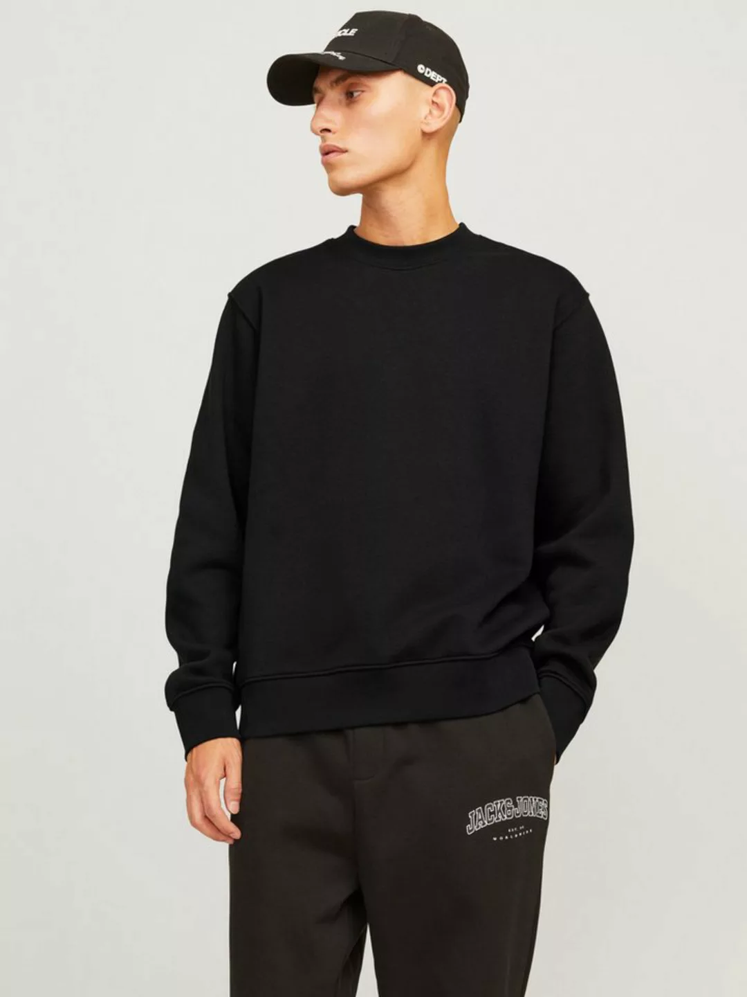 Jack & Jones Sweatshirt JJEURBAN EDGE SWEAT CREW NECK NOOS mit Rippbündchen günstig online kaufen