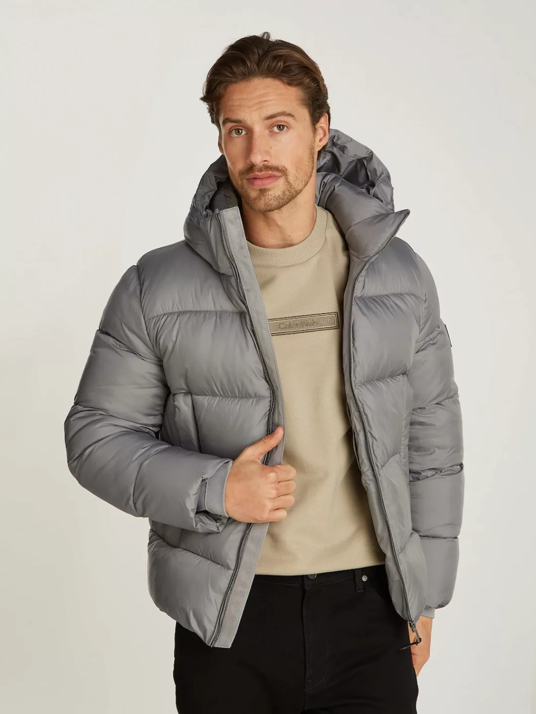 Calvin Klein Outdoorjacke "HOODED QUILT PUFFER MW", mit Kapuze, mit Logopat günstig online kaufen