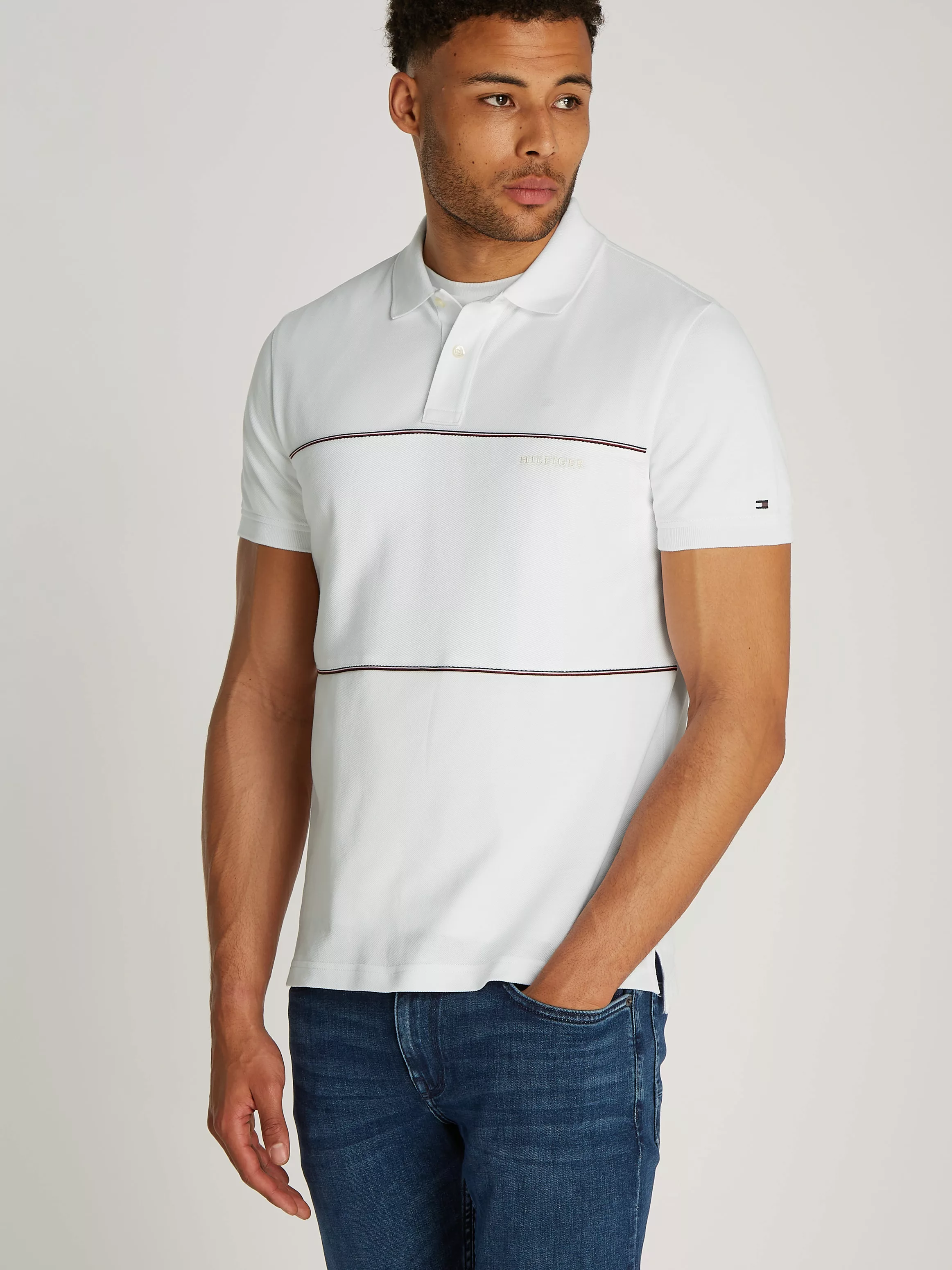 Tommy Hilfiger Poloshirt "GLOBAL STRIPE BLOCKING REG POLO", mit Logo-Sticke günstig online kaufen