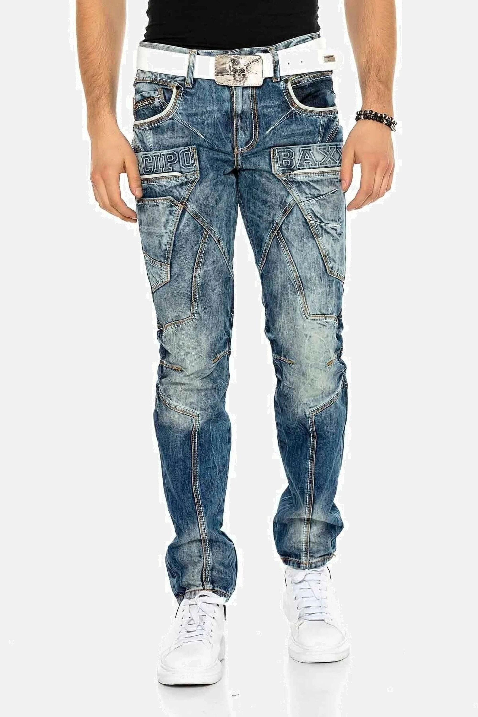 Cipo & Baxx Tapered-fit-Jeans "Jeans", mit Kontrastnähten und Seitentaschen günstig online kaufen