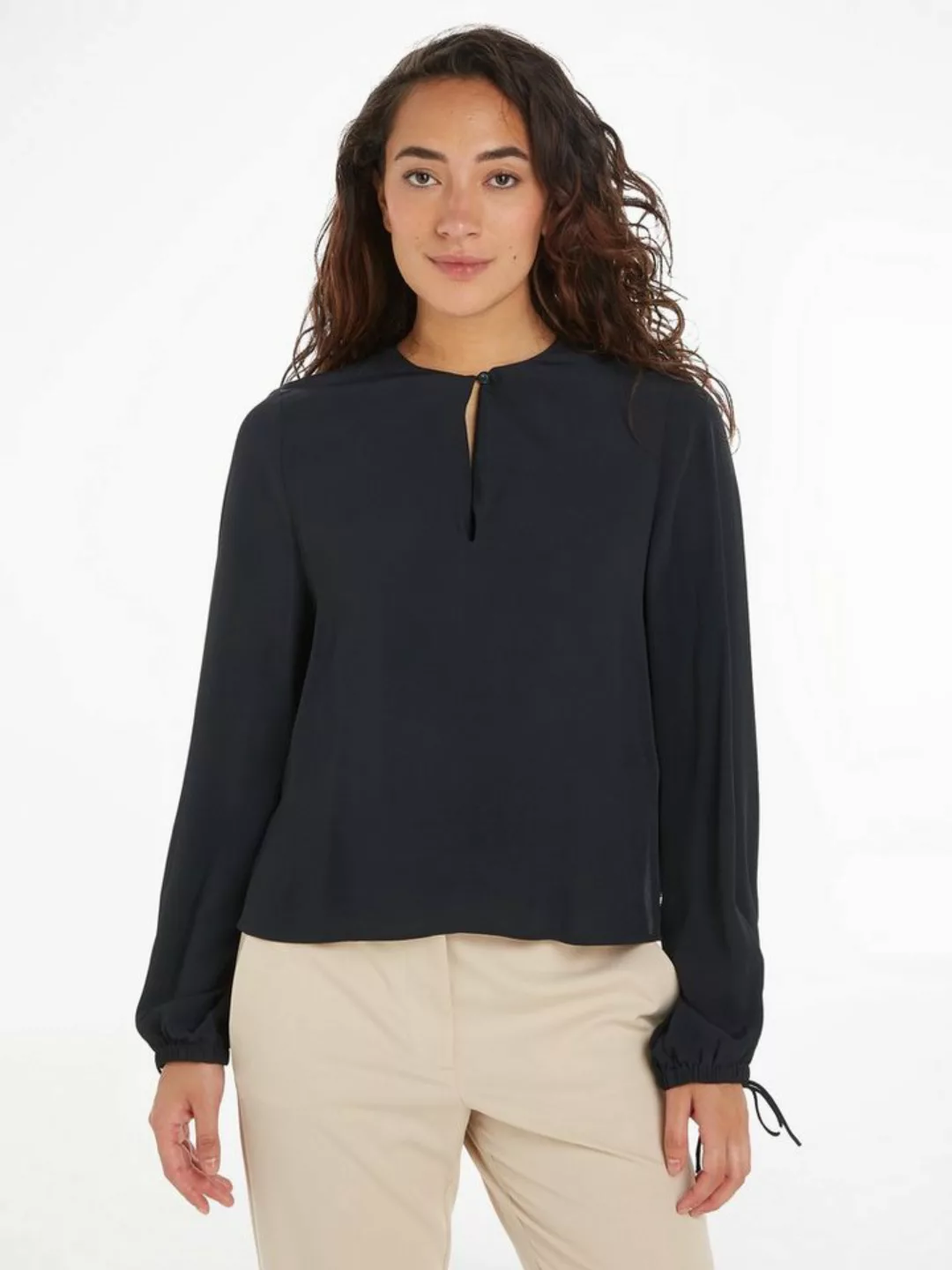 Tommy Hilfiger Crepebluse VISCOSE CREPE SOLID VN BLOUSE mit Metalllabel günstig online kaufen