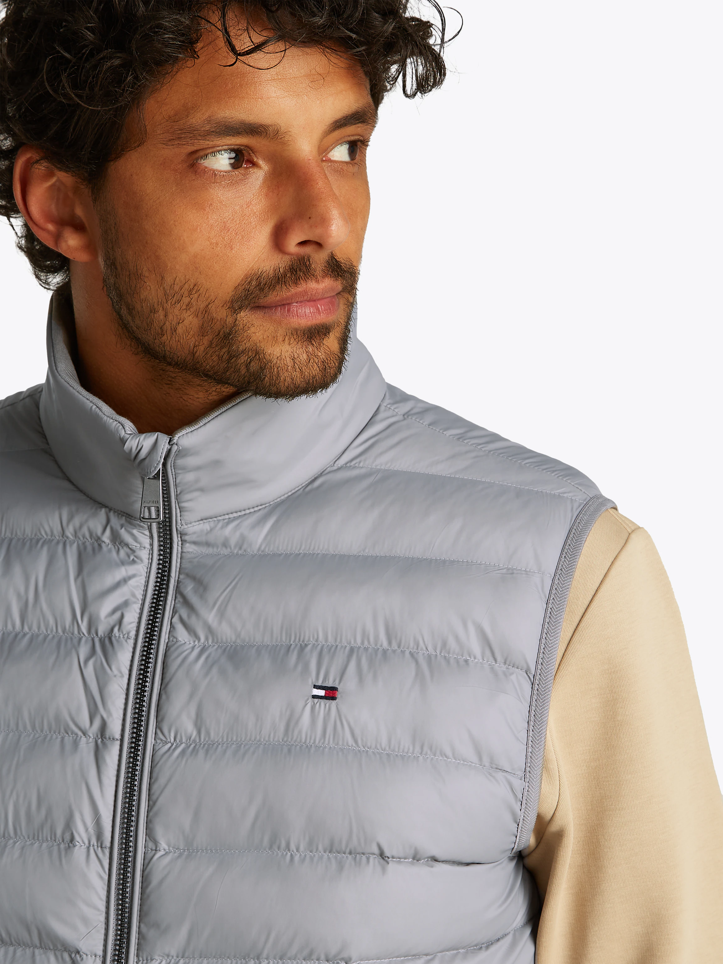 Tommy Hilfiger Steppweste "MIX MEDIA VEST", Rückenteil ungesteppt günstig online kaufen