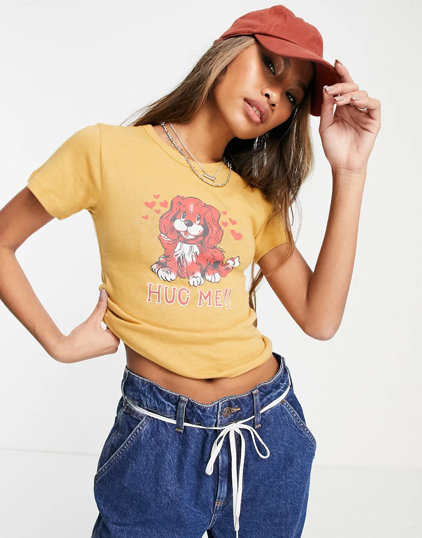 Topshop – T-Shirt in Senfgelb mit „Hug Me Pooch“-Print günstig online kaufen