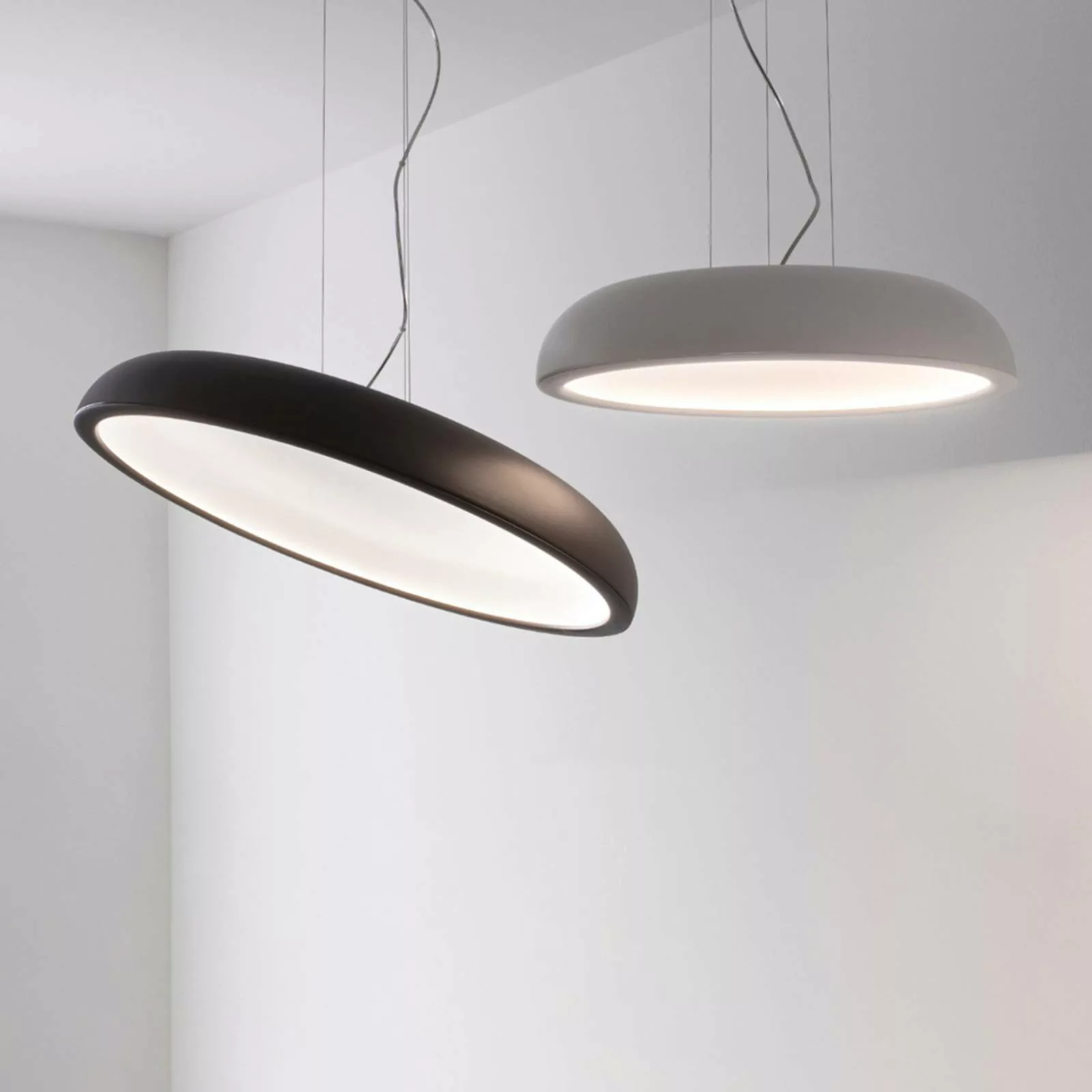 Stilnovo Reflexio LED-Hängeleuchte, Ø46cm, schwarz günstig online kaufen